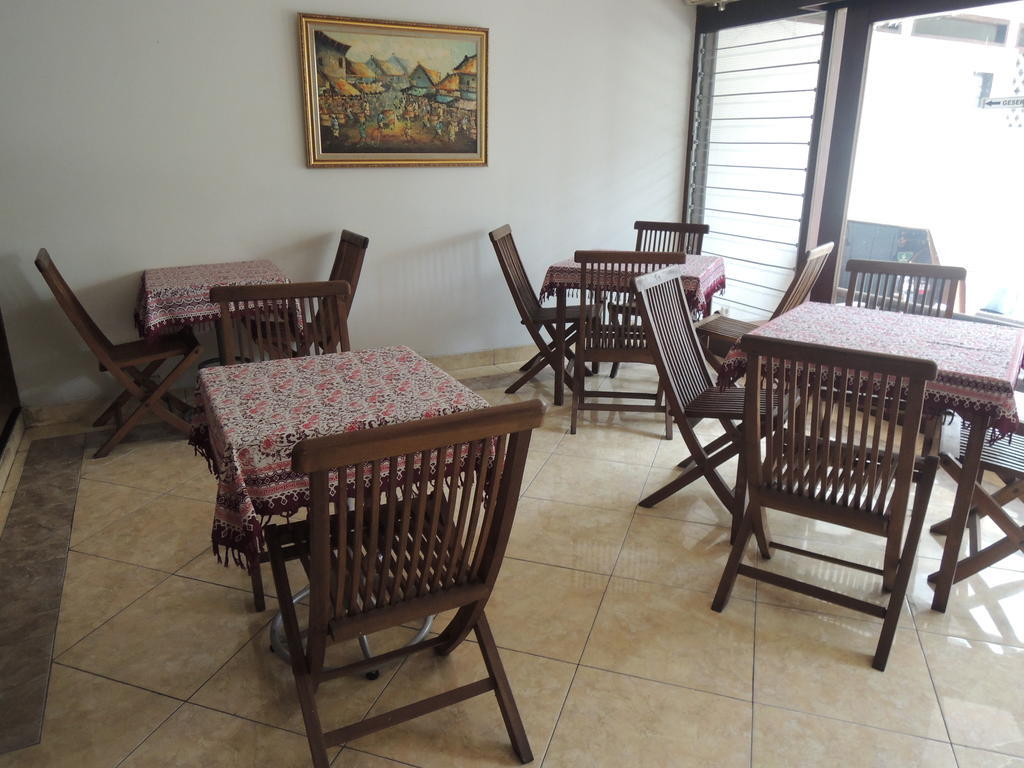 Rumah Polonia Guest House Jakarta Extérieur photo