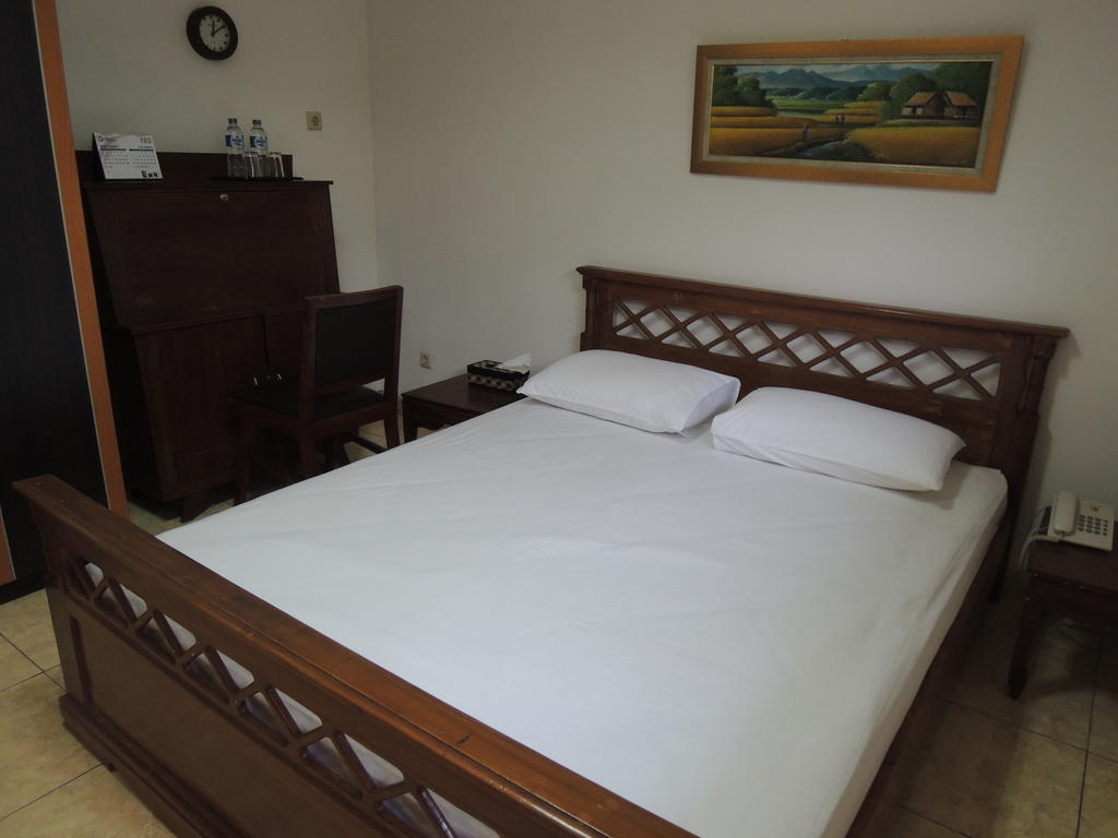 Rumah Polonia Guest House Jakarta Chambre photo